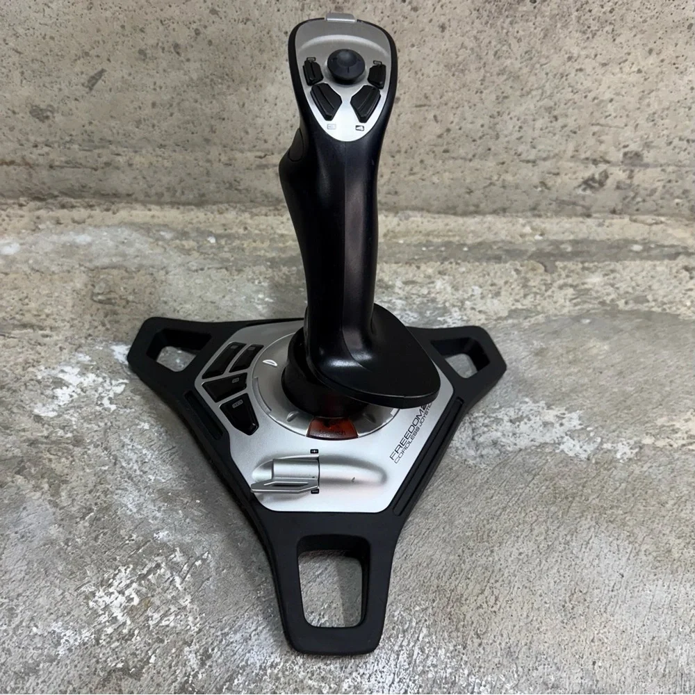 Logitech WingMan Freedom Cordless Joystick Flight Simulator 2000 PC Gaming